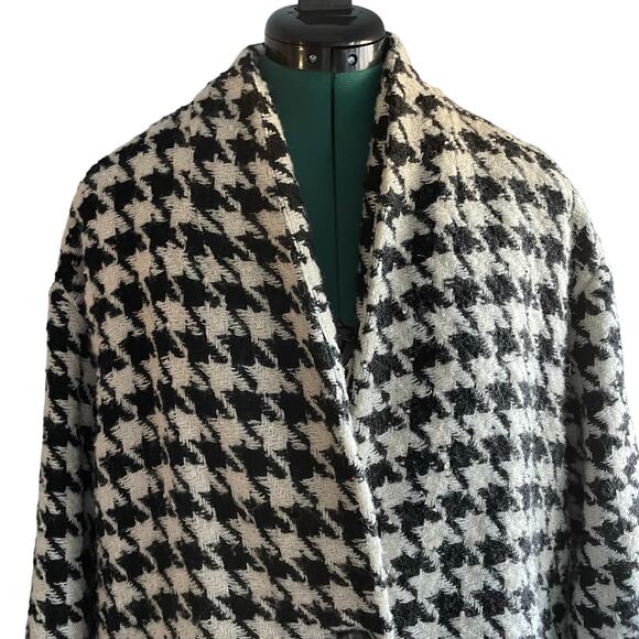 BlankNYC Black White Houndstooth Your Own Beat Long Cocoon Coat Wool size 1X - Picture 3 of 9